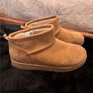 SO Warm Tan Suede Boots
